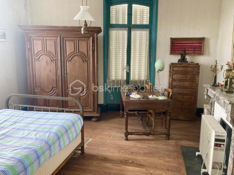 Demeure - 600 m² - 14 pièces