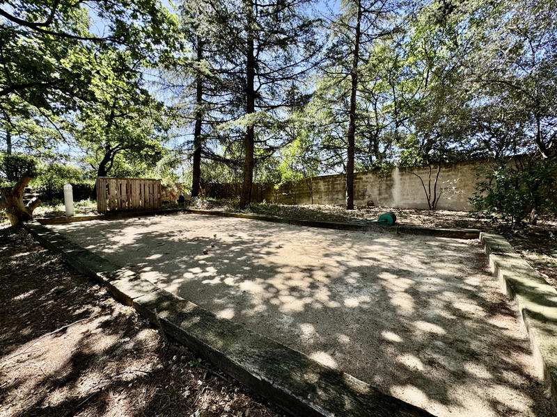 Maison - 346 m² - 6 pièces