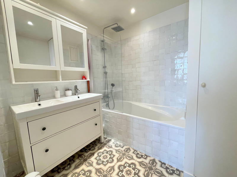 Appartement - 172 m² - 8 pièces