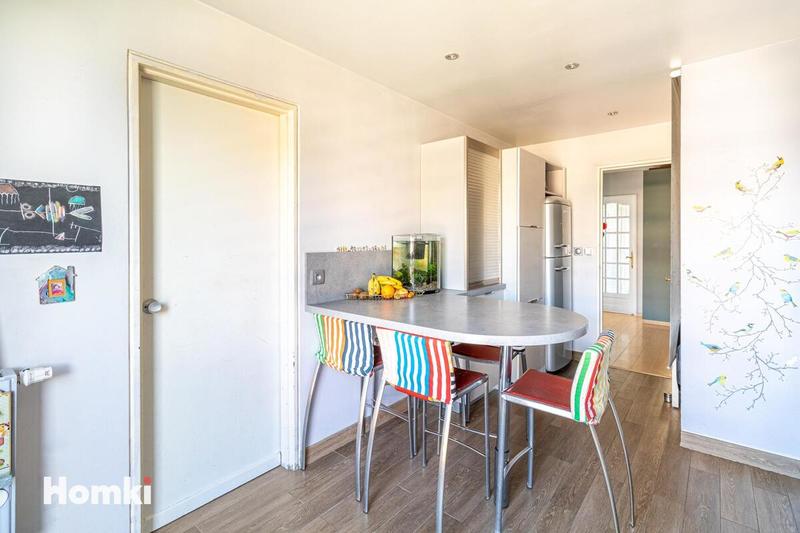 Appartement - 94 m² - 4 pièces