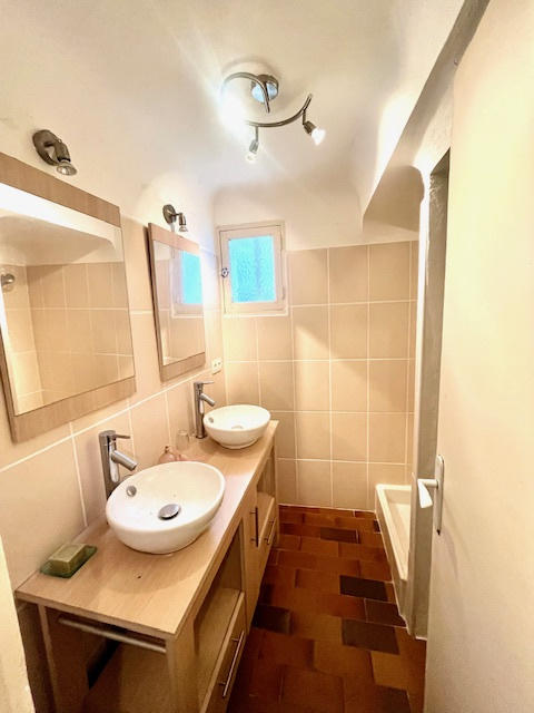 Mas - 170 m² - 7 pièces