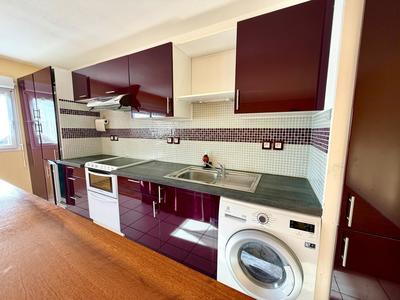 Appartement - 77 m² - 3 pièces