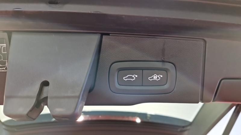 Volvo Xc60 T6 Recharge Awd 253 Ch + 87 Geartronic 8 Inscription