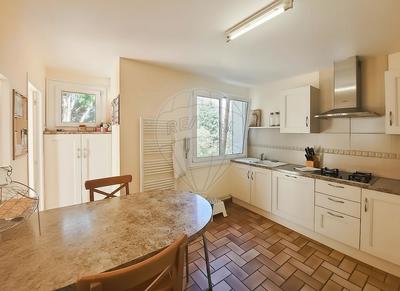 Maison - 158 m² - 6 pièces