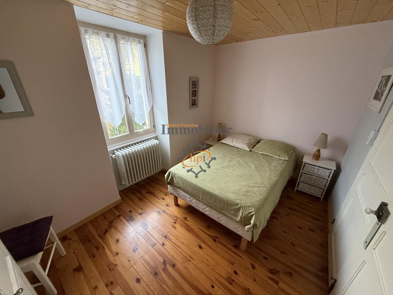 Maison - 96 m² - 5 pièces