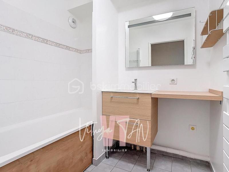 Appartement - 57 m² - 3 pièces