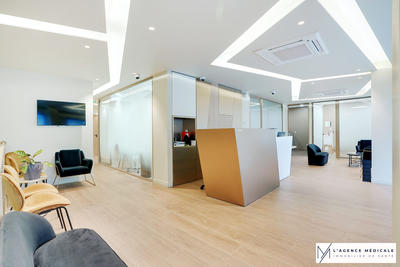 Local commercial - 250 m²