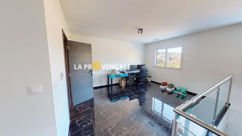 Maison - 166 m² - 5 pièces