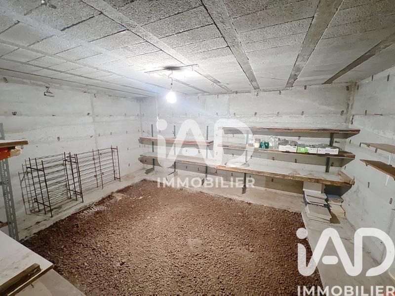 Maison - 277 m² - 10 pièces