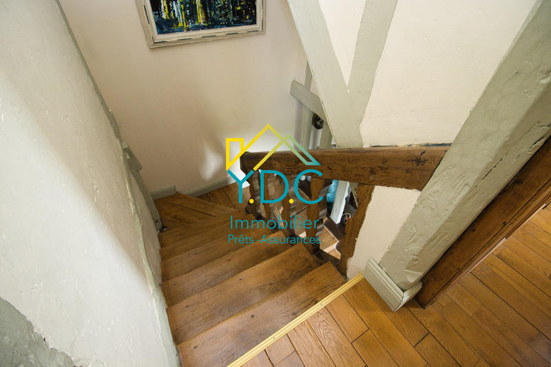 Maison - 183 m² - 7 pièces