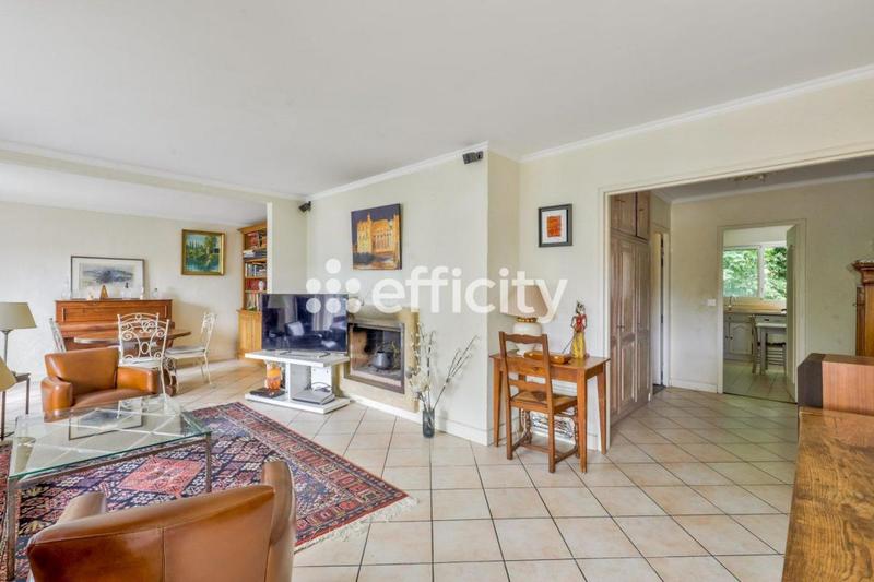 Appartement - 118 m² - 6 pièces