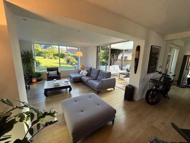 Maison - 127 m² - 5 pièces