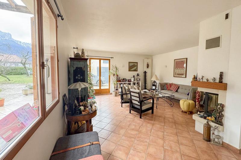 Maison - 226 m² - 8 pièces