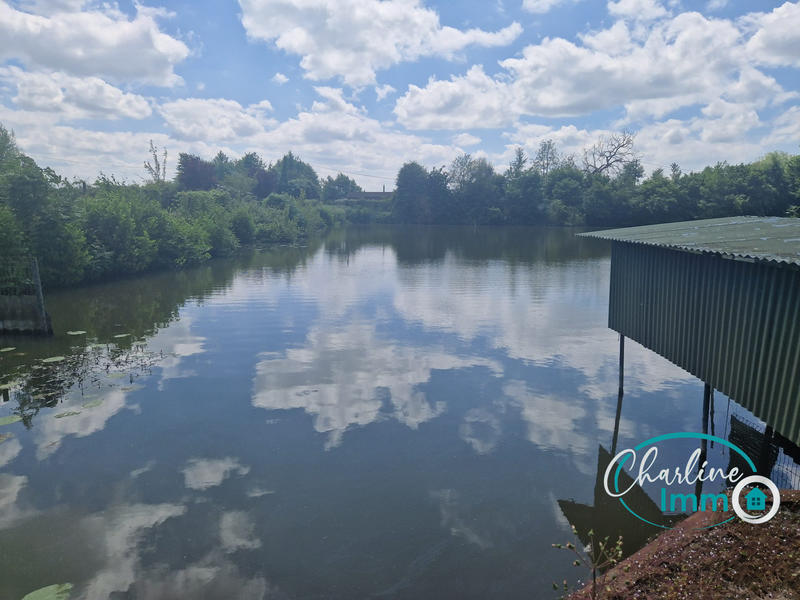 Maison - 5 000 m² - 3 pièces