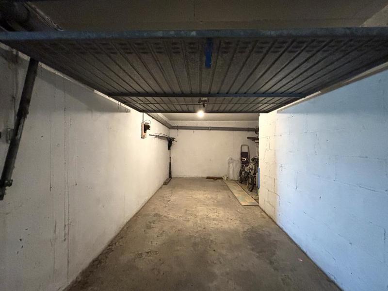 Parking / Garage - 17 m²