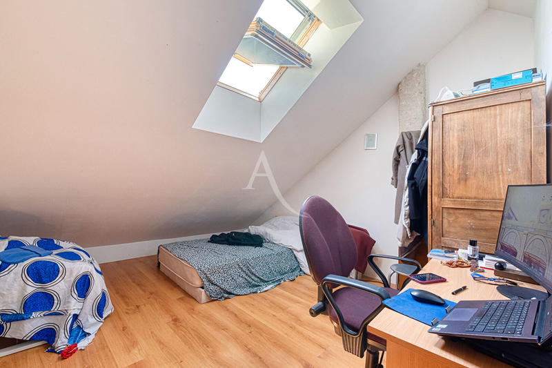 Maison - 94 m² - 4 pièces