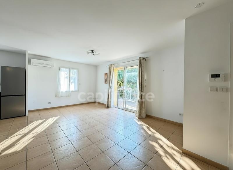 Maison - 104 m² - 4 pièces