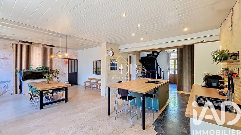 Maison de village - 215 m² - 7 pièces