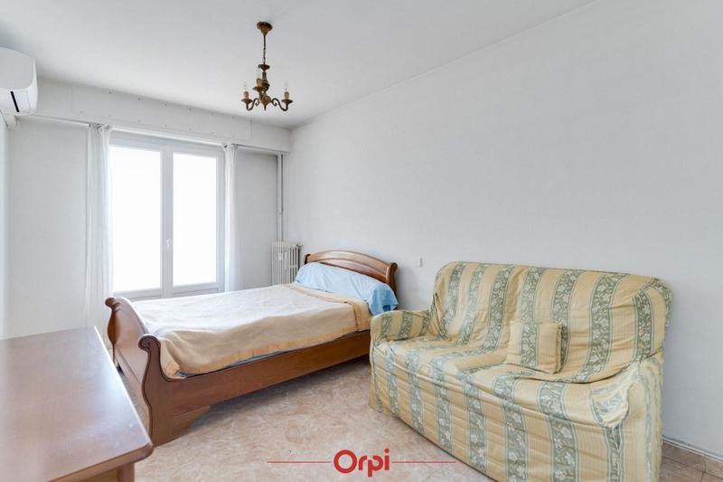 Appartement - 84 m² - 4 pièces