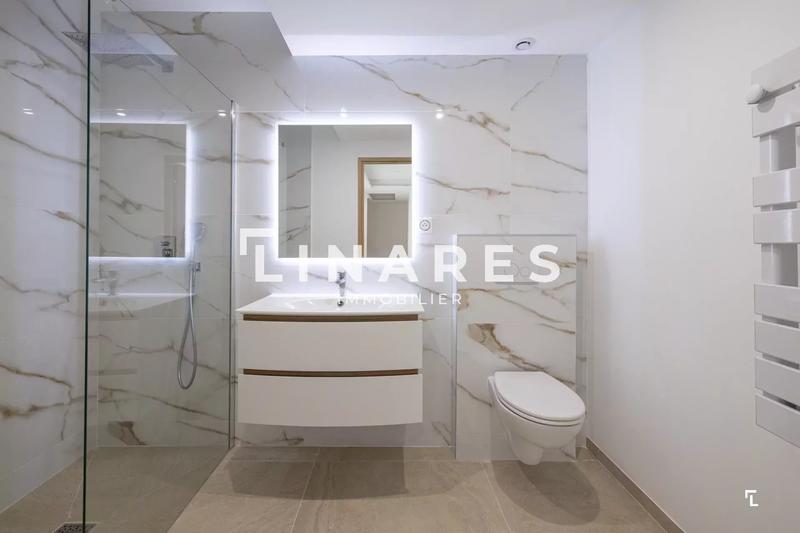 Maison - 234 m² - 7 pièces