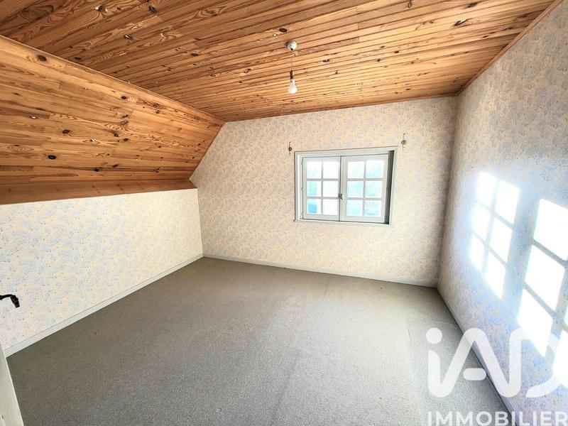 Maison - 250 m² - 9 pièces