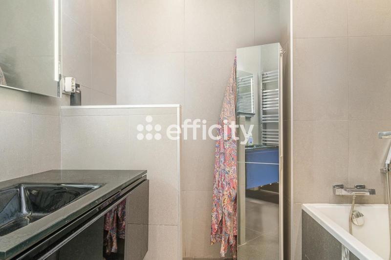 Appartement - 91 m² - 4 pièces