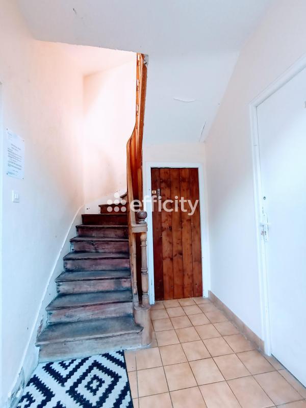 Studio - 43 m² - 2 pièces