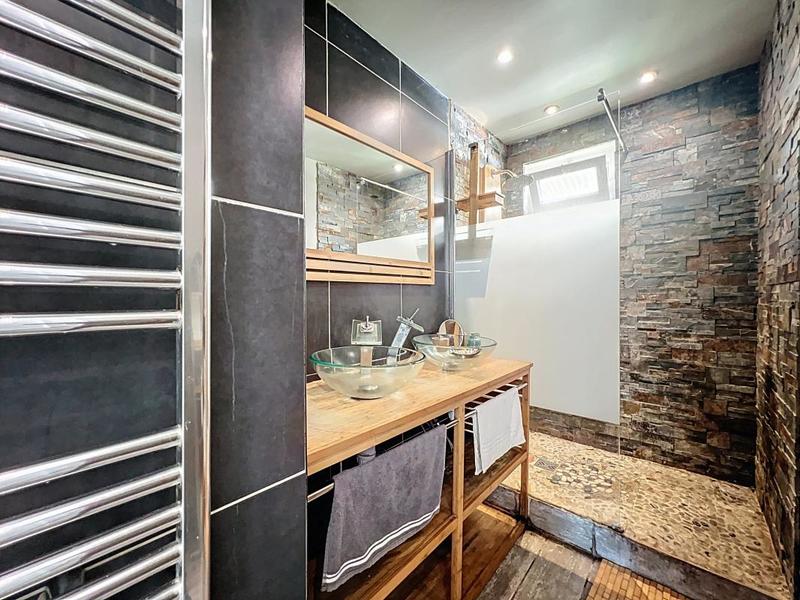 Pavillon - 94 m² - 5 pièces