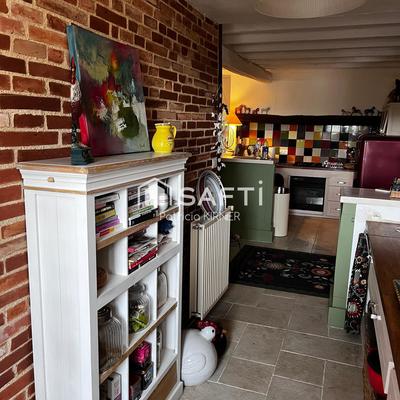 Maison - 255 m² - 9 pièces