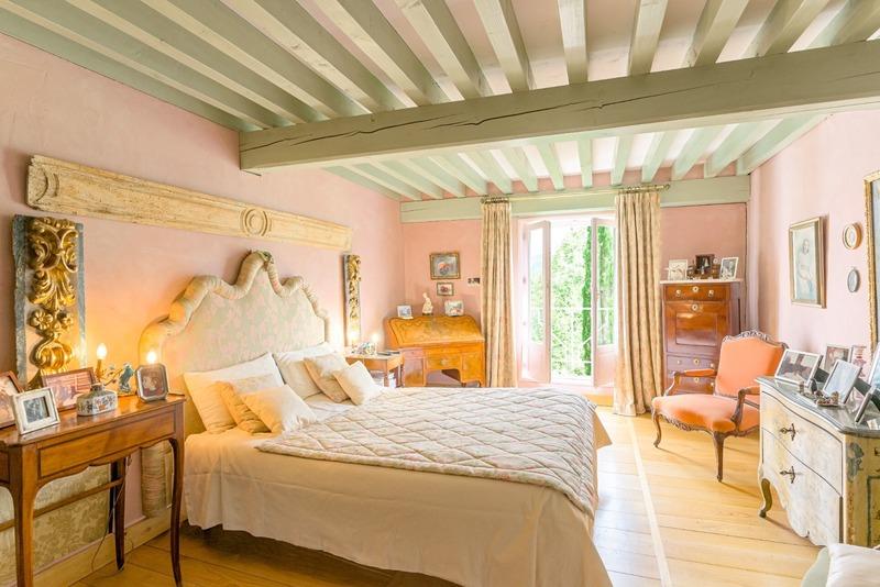 Maison - 430 m² - 11 pièces