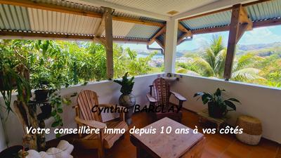 Maison - 186 m² - 8 pièces
