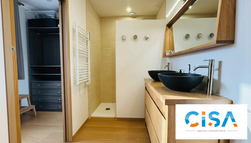 Maison - 144 m² - 6 pièces