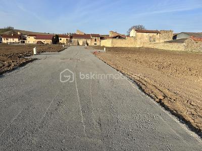 Terrain - 751 m²