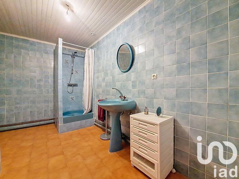 Maison - 257 m² - 9 pièces