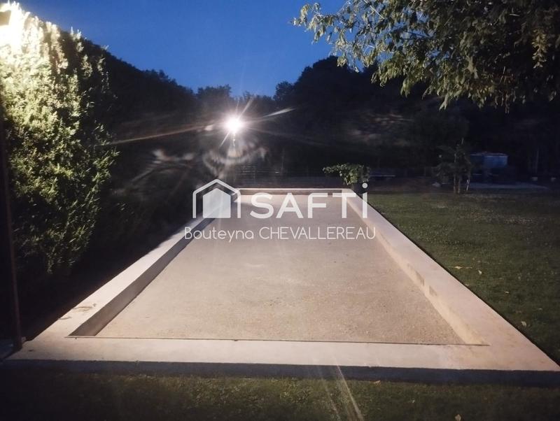 Maison - 110 m² - 4 pièces