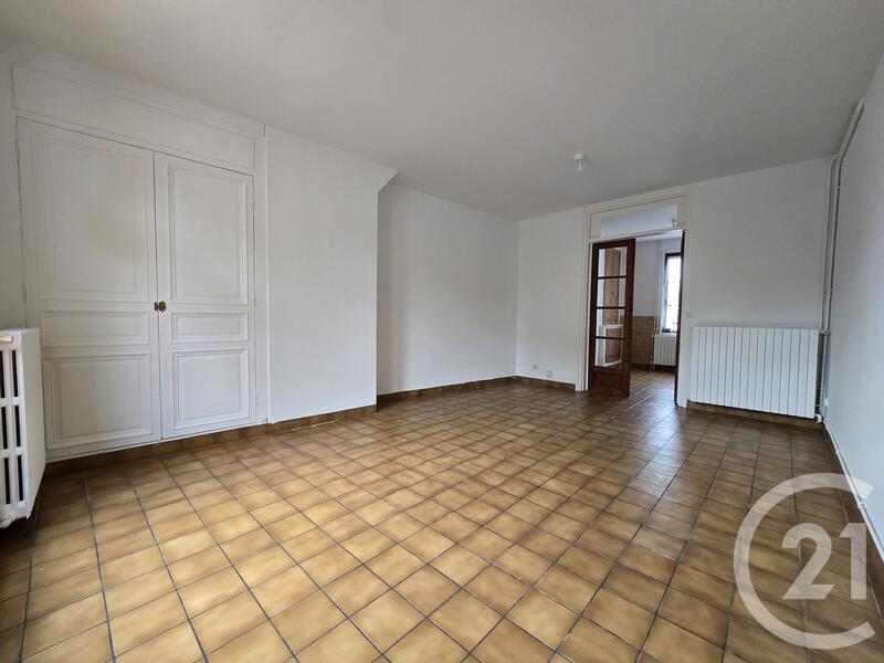 Maison - 94 m² - 5 pièces