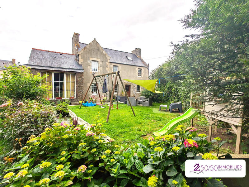 Maison - 130 m² - 7 pièces