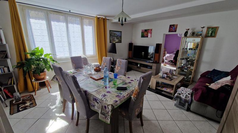 Immeuble - 183 m² - 9 pièces