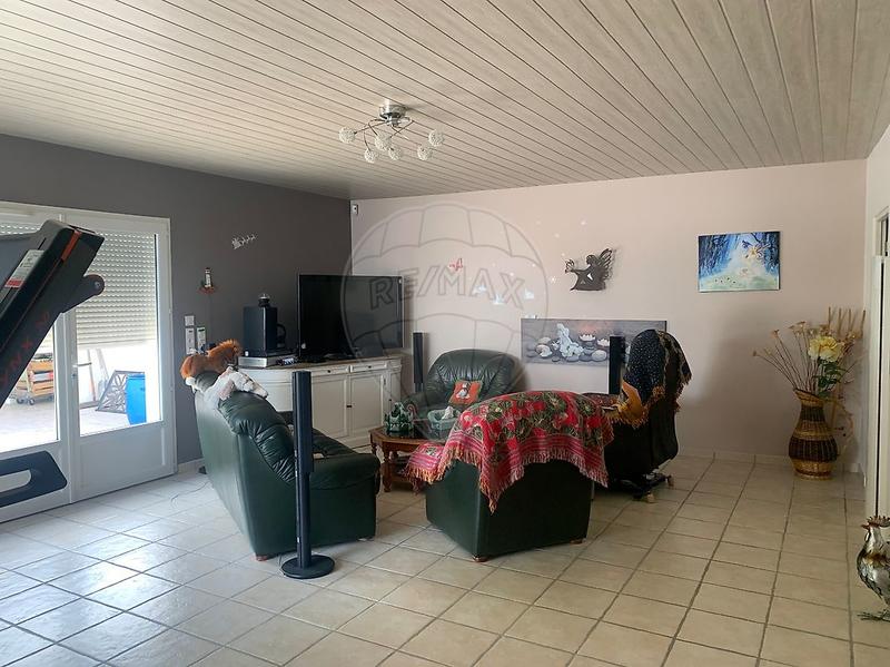 Maison - 140 m² - 7 pièces