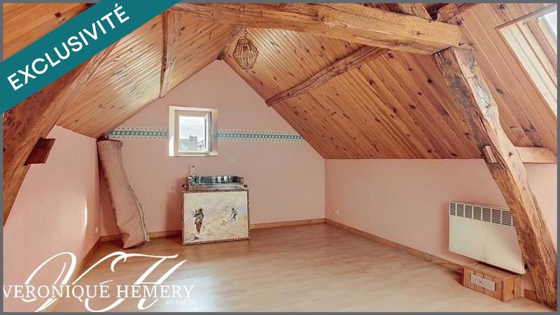 Maison - 99 m² - 6 pièces