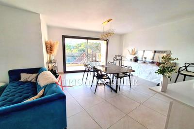 Maison - 90 m² - 3 pièces