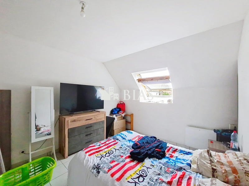 Maison - 93 m² - 5 pièces