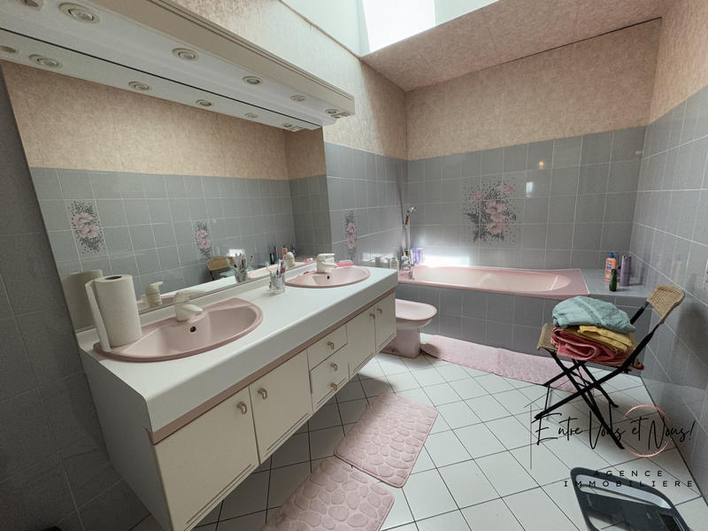 Maison ancienne - 163 m² - 6 pièces