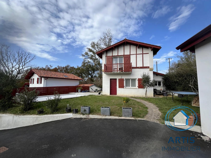 Maison - 118 m² - 4 pièces