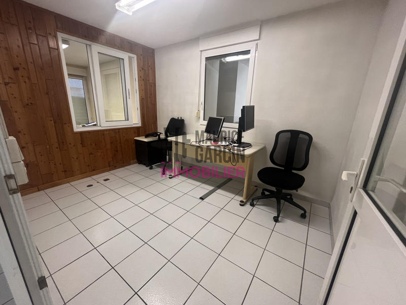 Bureau - 172 m² - 12 pièces