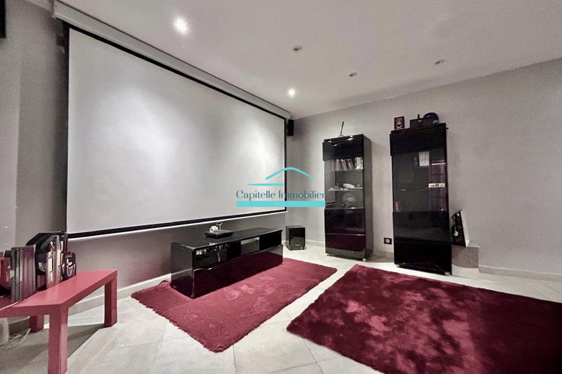 Villa - 280 m² - 9 pièces