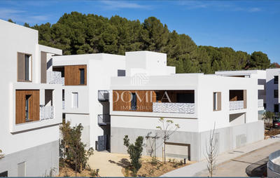 Appartement - 125 m² - 5 pièces