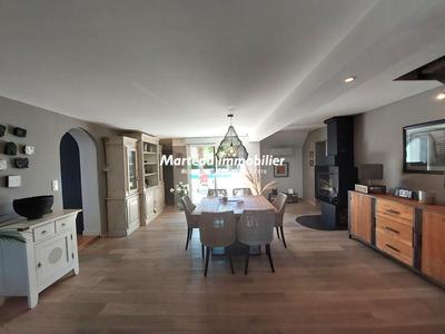 Maison - 190 m² - 7 pièces