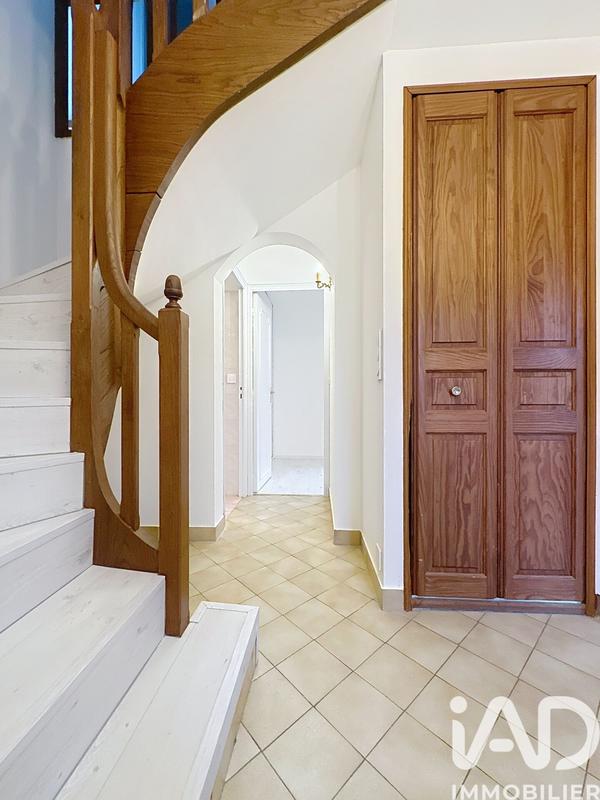 Maison - 139 m² - 7 pièces