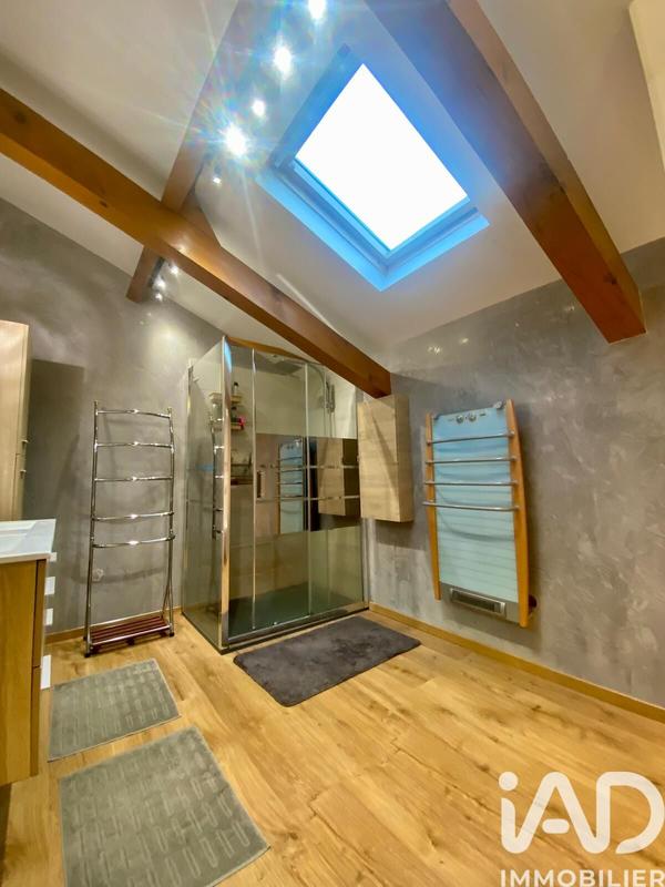 Maison - 170 m² - 6 pièces